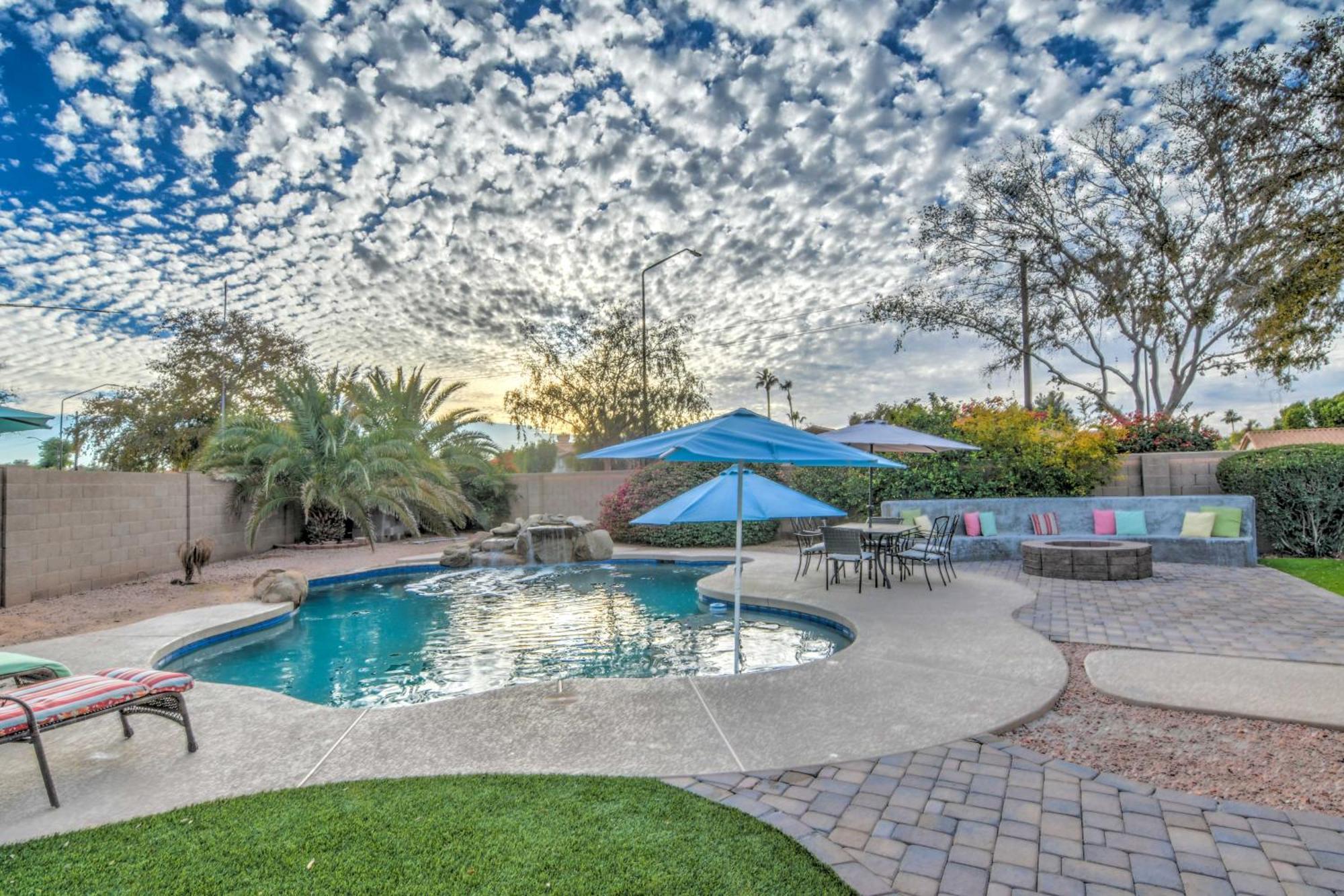 Route 66 Oasis In Downtown Gilbert With Heated Pool & Mini Golf Villa Exterior foto