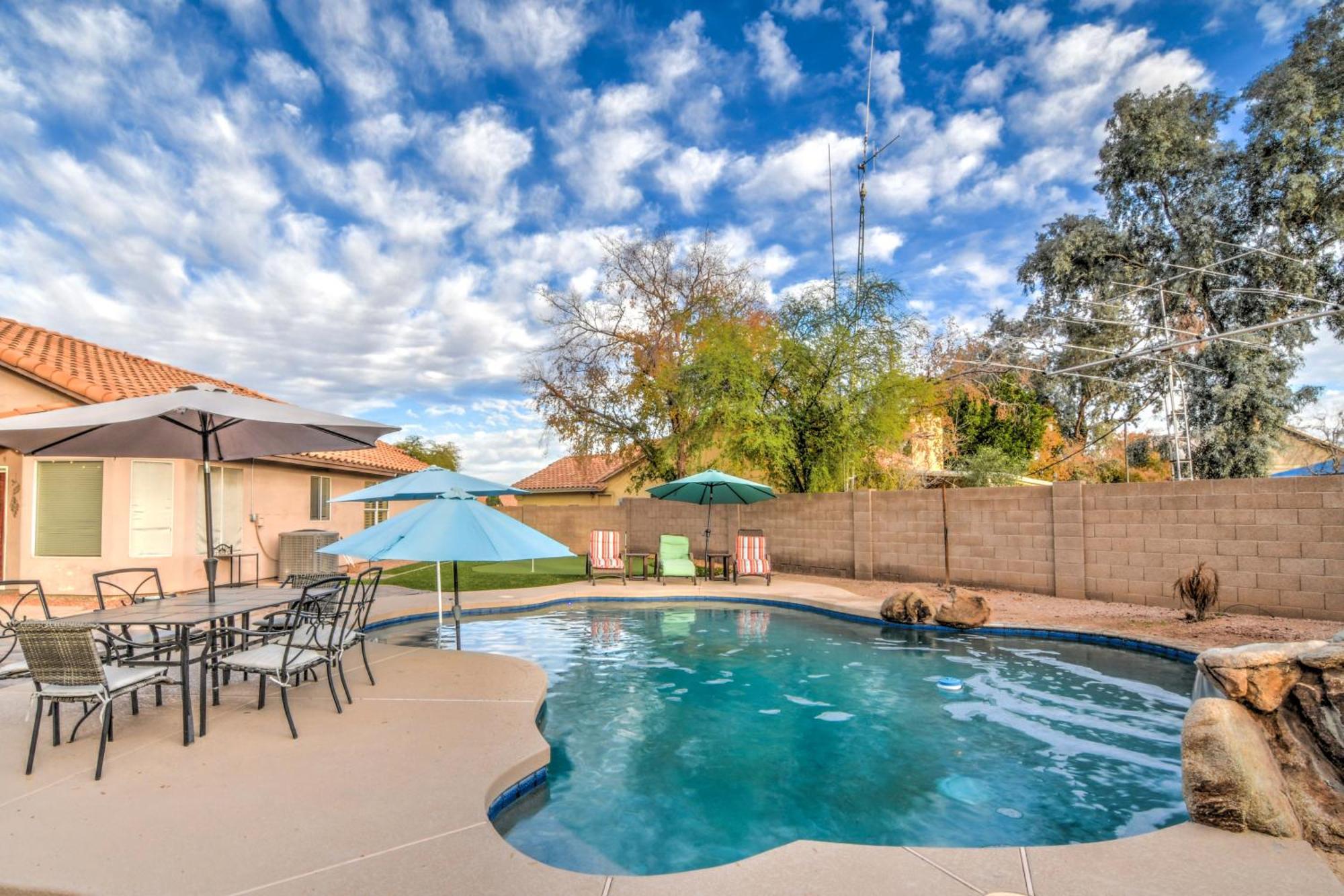 Route 66 Oasis In Downtown Gilbert With Heated Pool & Mini Golf Villa Exterior foto