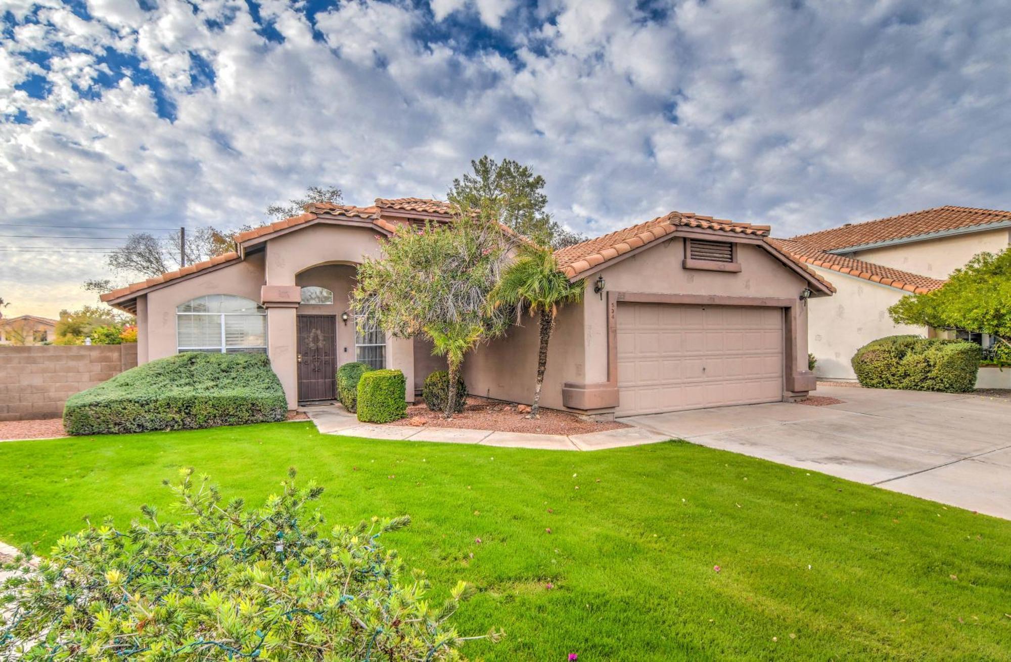 Route 66 Oasis In Downtown Gilbert With Heated Pool & Mini Golf Villa Exterior foto