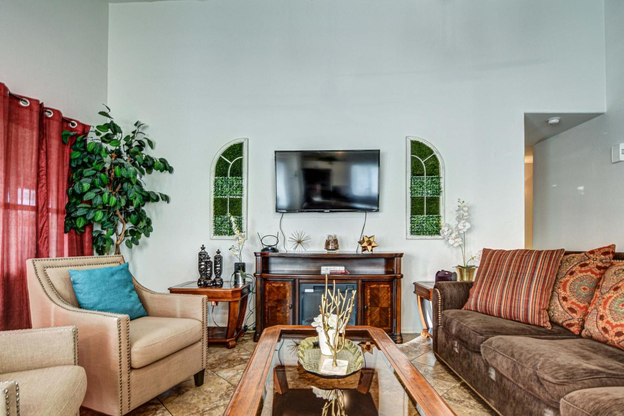 Route 66 Oasis In Downtown Gilbert With Heated Pool & Mini Golf Villa Exterior foto
