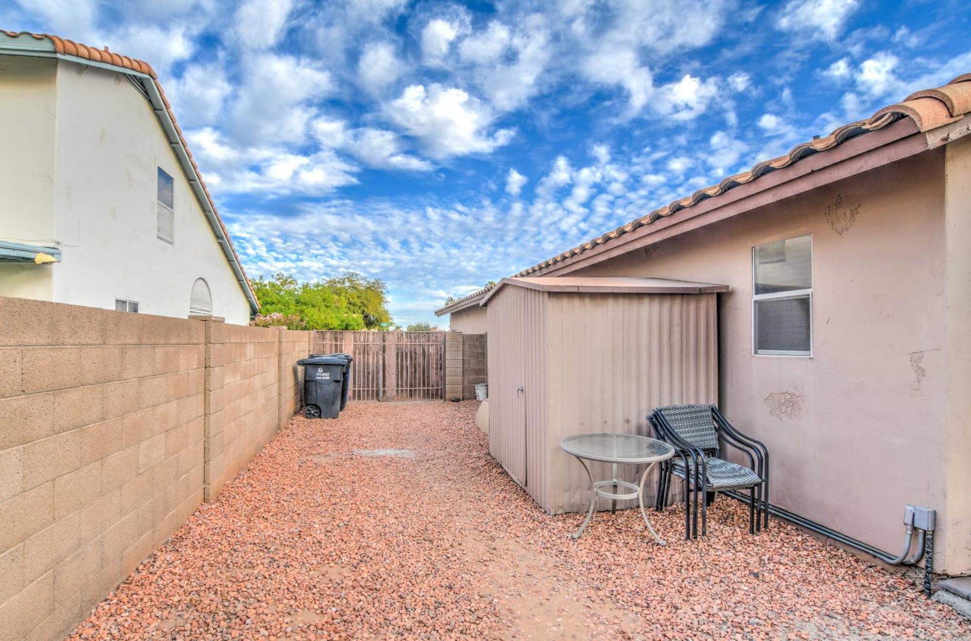 Route 66 Oasis In Downtown Gilbert With Heated Pool & Mini Golf Villa Exterior foto