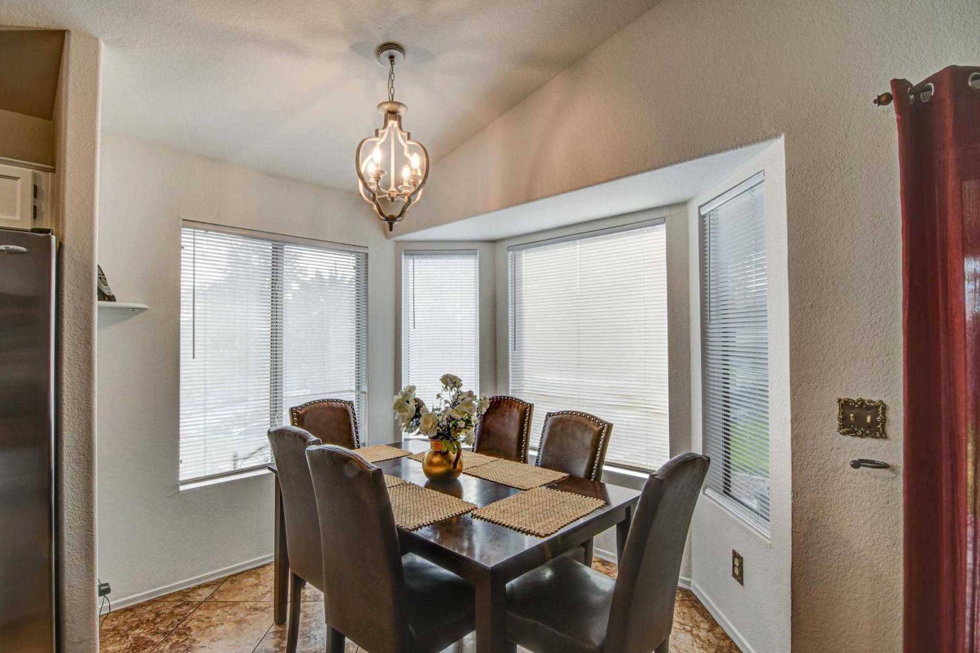 Route 66 Oasis In Downtown Gilbert With Heated Pool & Mini Golf Villa Exterior foto
